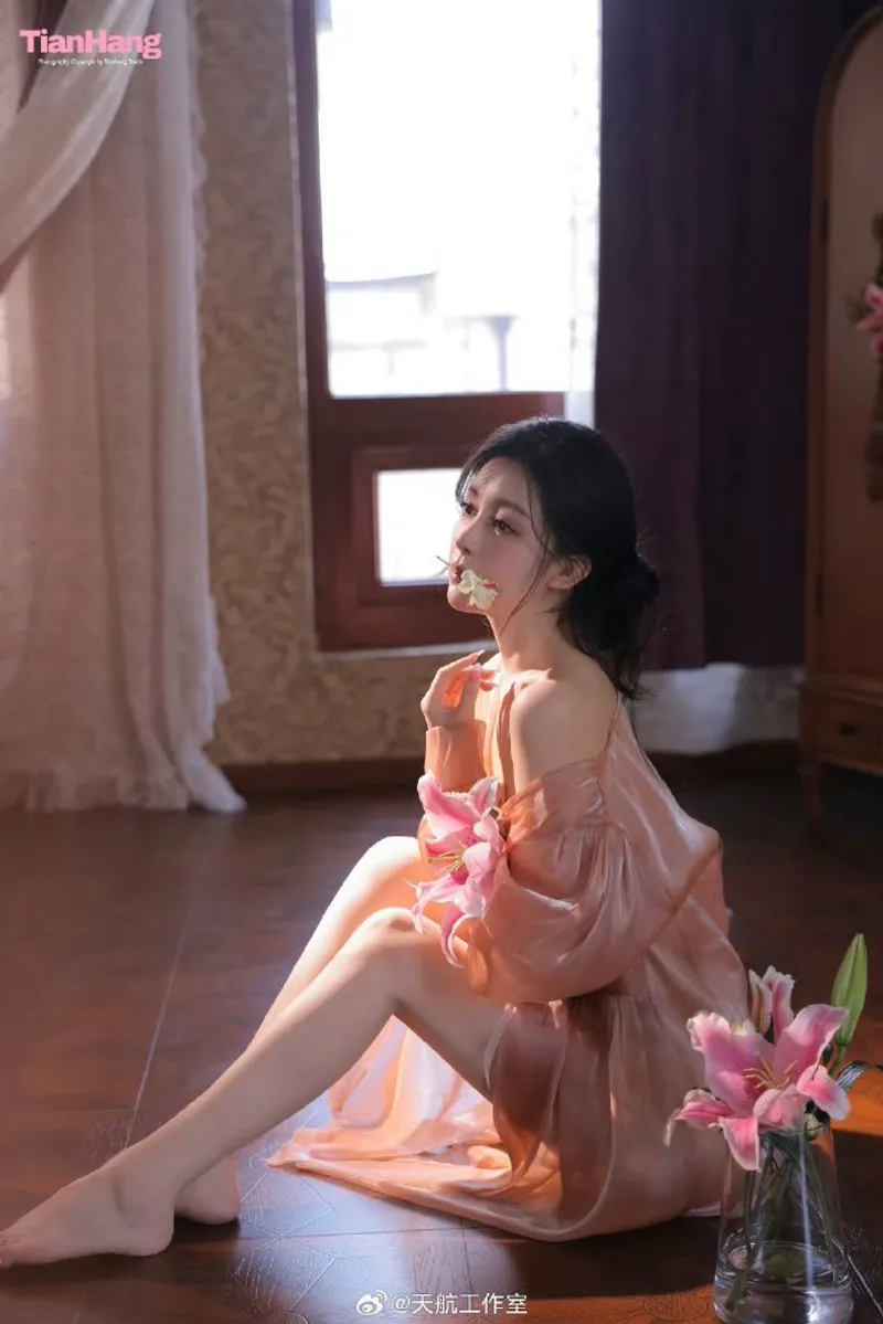 男女24式动态图：情侣互动舞蹈合集最新版本介绍
