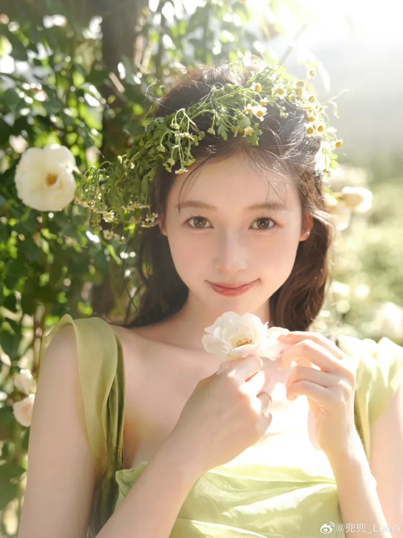 一键下载湖边东方美人汤芳音乐：意象与听感看点下载