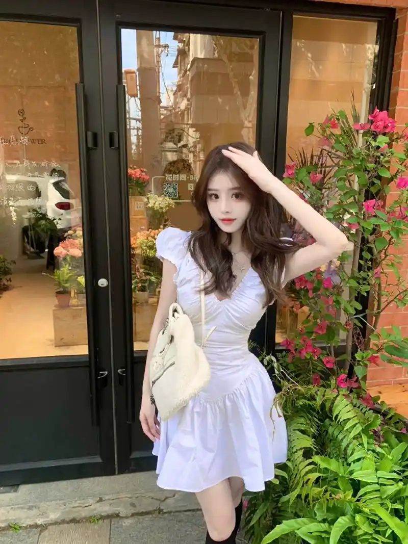 王雨纯ins唯美写真镜头魅力最新版本介绍 截图1