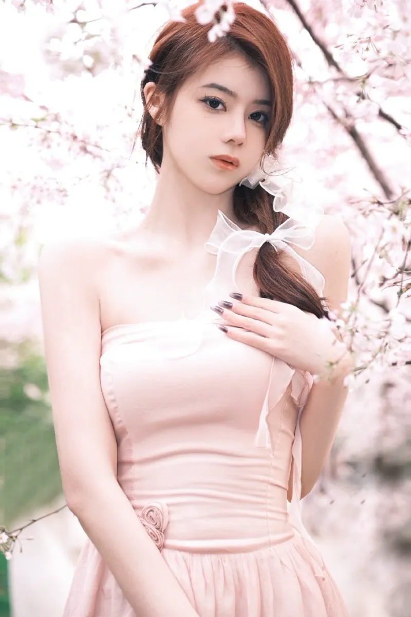 全棵女性艺术写真图集·光影形体怎么玩？绿色版教程