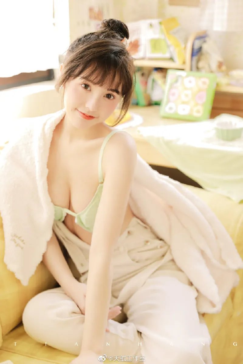 全网三角洲女角色同人漫画资料包合集分类目录下载