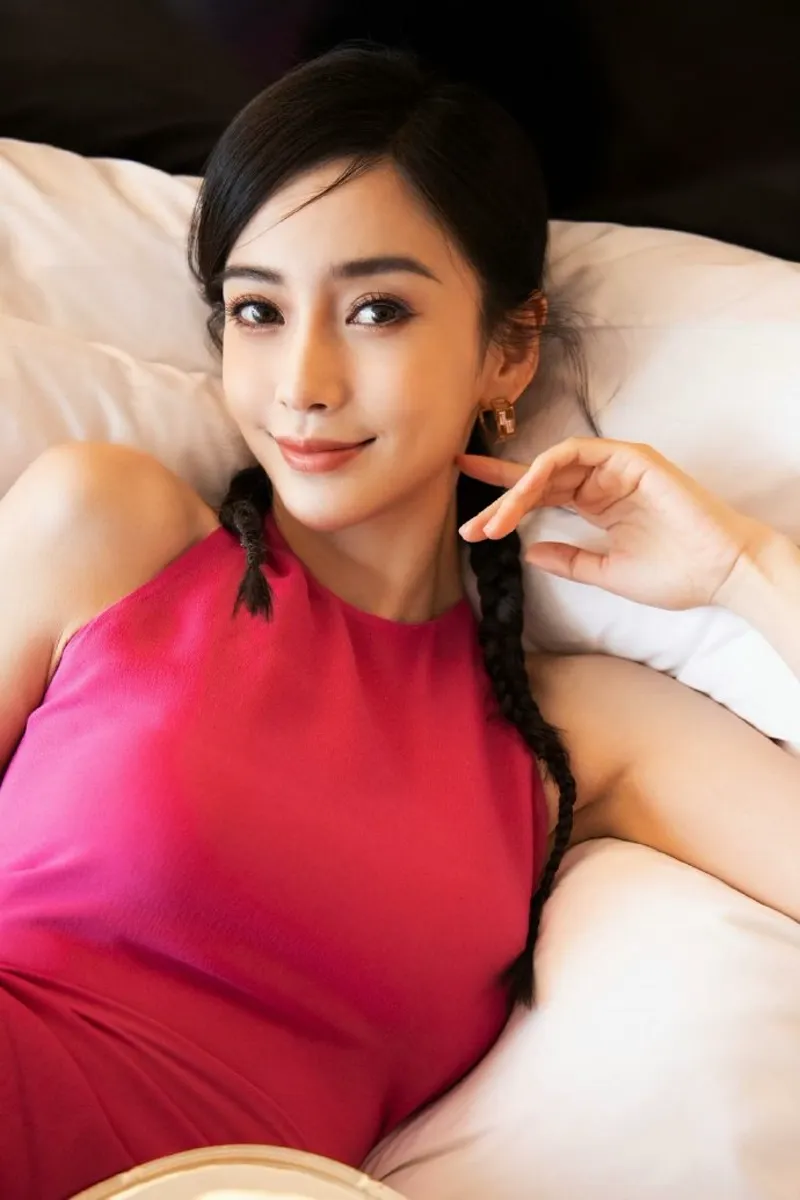 白丝JK是什么：服饰组合游戏下载怎么玩？满级破解教程 截图2