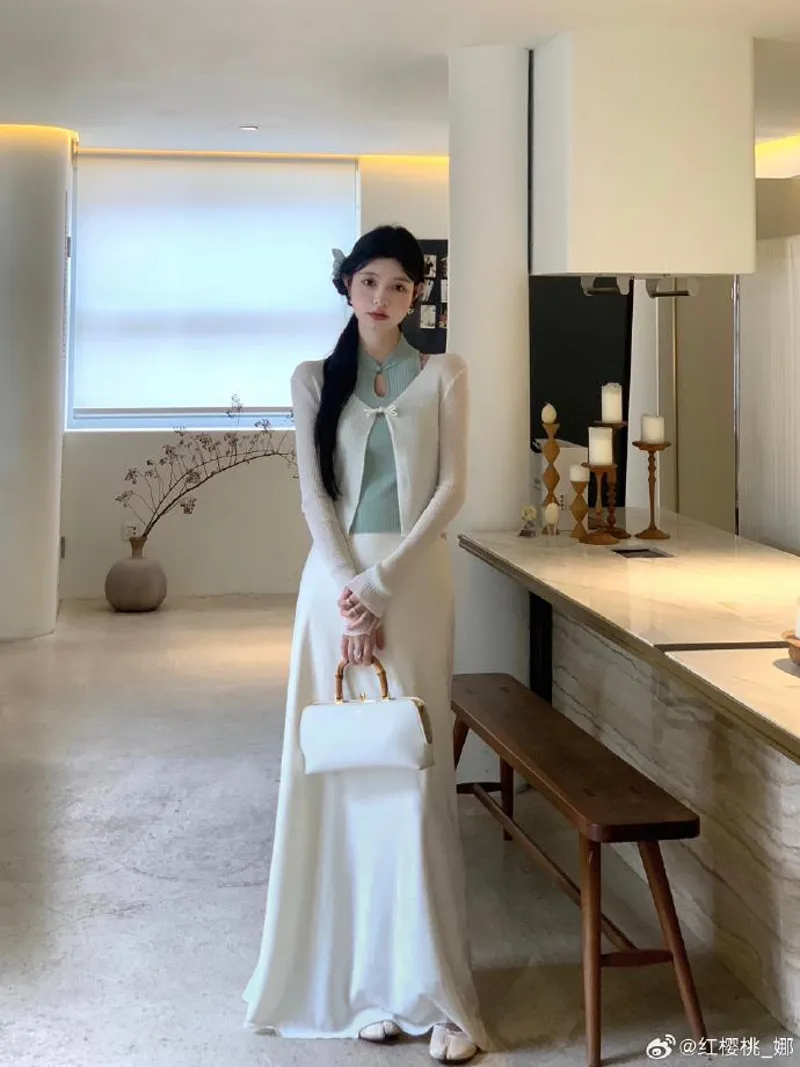 色五月五月婷婷是什么意思？词语拆解与语境解析最新版本介绍 截图2