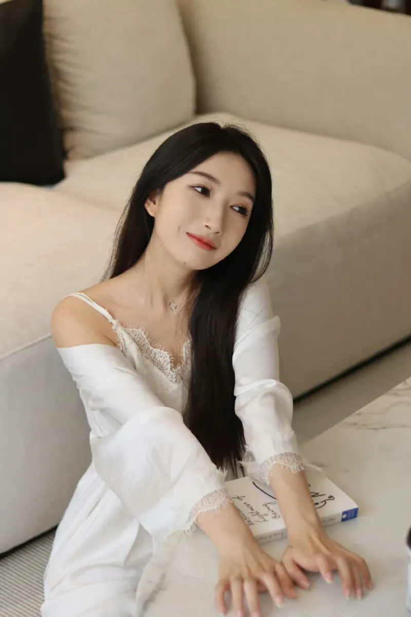 免费心糖logo白桃少女：唐伯虎桃视觉解析去广告版