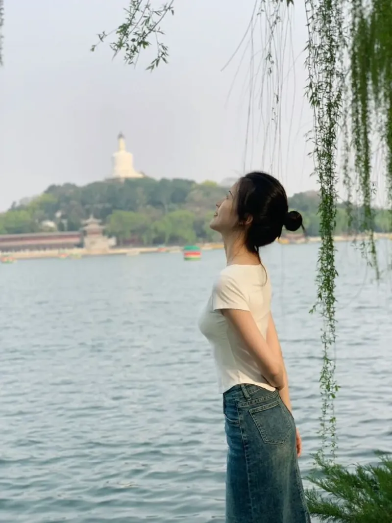 2026年光影形体曲线之美：人体摄影游戏官方正版推荐 截图2