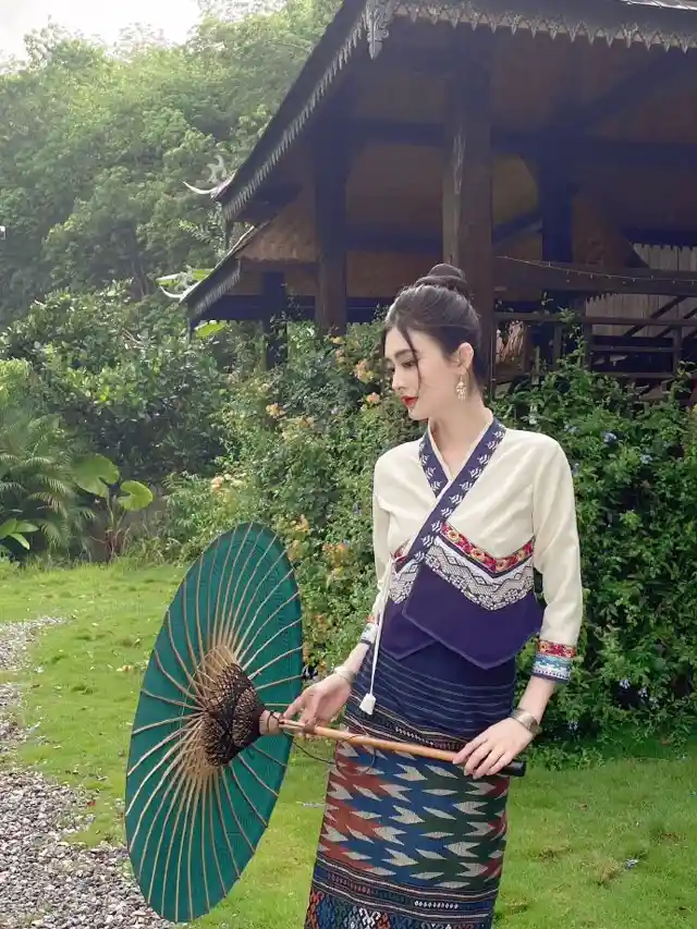 A片是什么意思?词义来源与用法解析游戏最新版本介绍