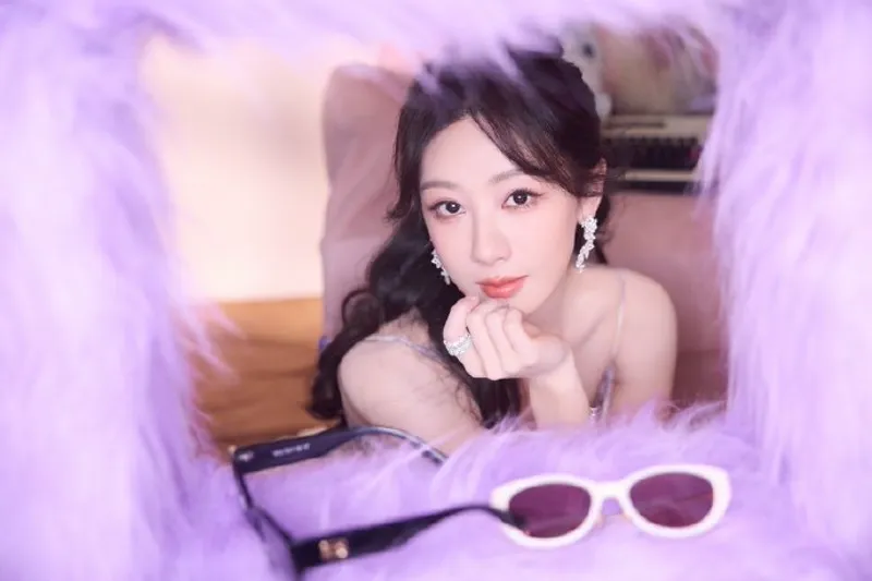 《图书的女朋友》动漫剧情人物关系游戏下载怎么玩？下载安装教程 截图2