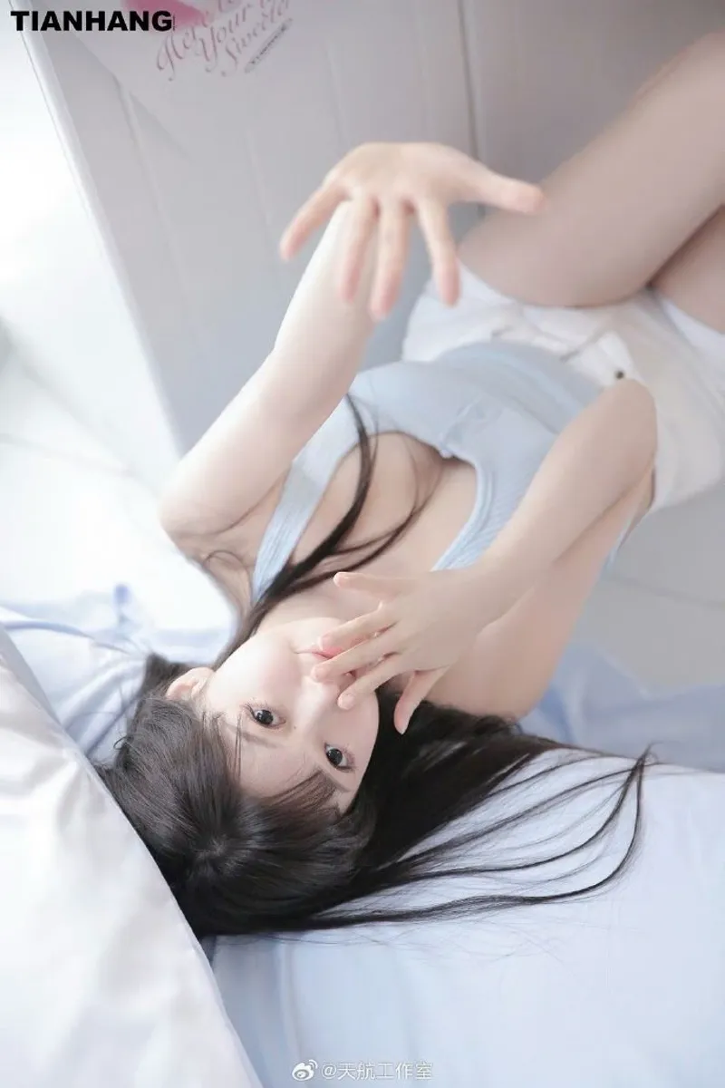 女大学生兼职游戏下载，真实模拟校园打工最新版本介绍 截图1