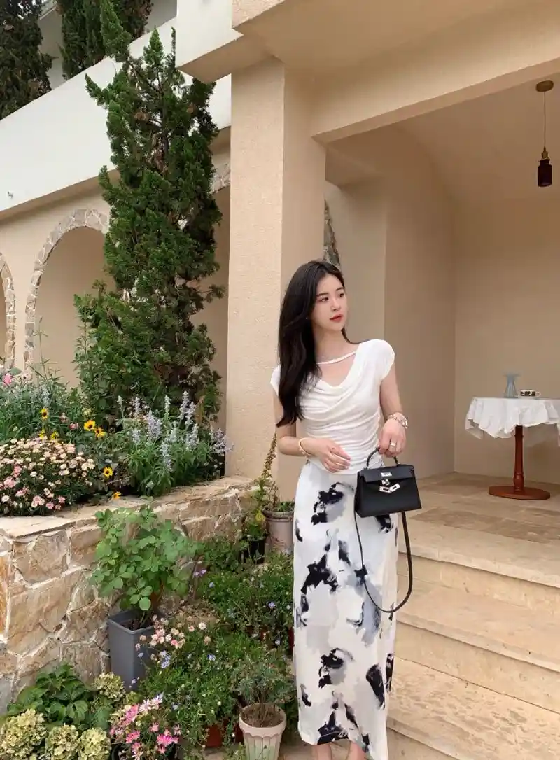 免费妈妈满足高三儿子心理需求试玩评测