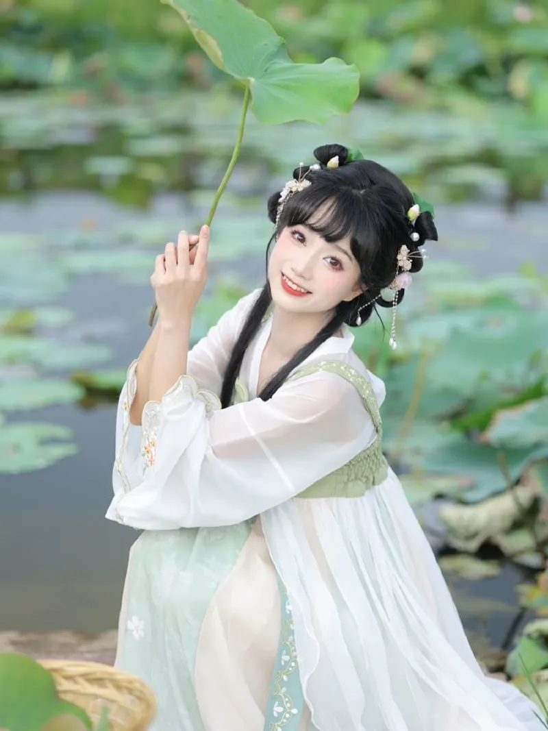 2026年心糖白桃少女logo设计含义与品牌修改版推荐