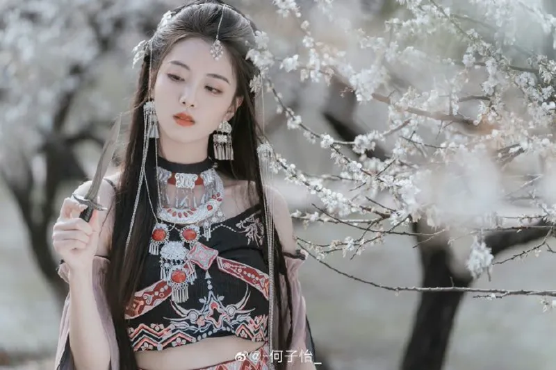 日本老师69XXX69护士媒介识读课下载怎么玩？手机版教程