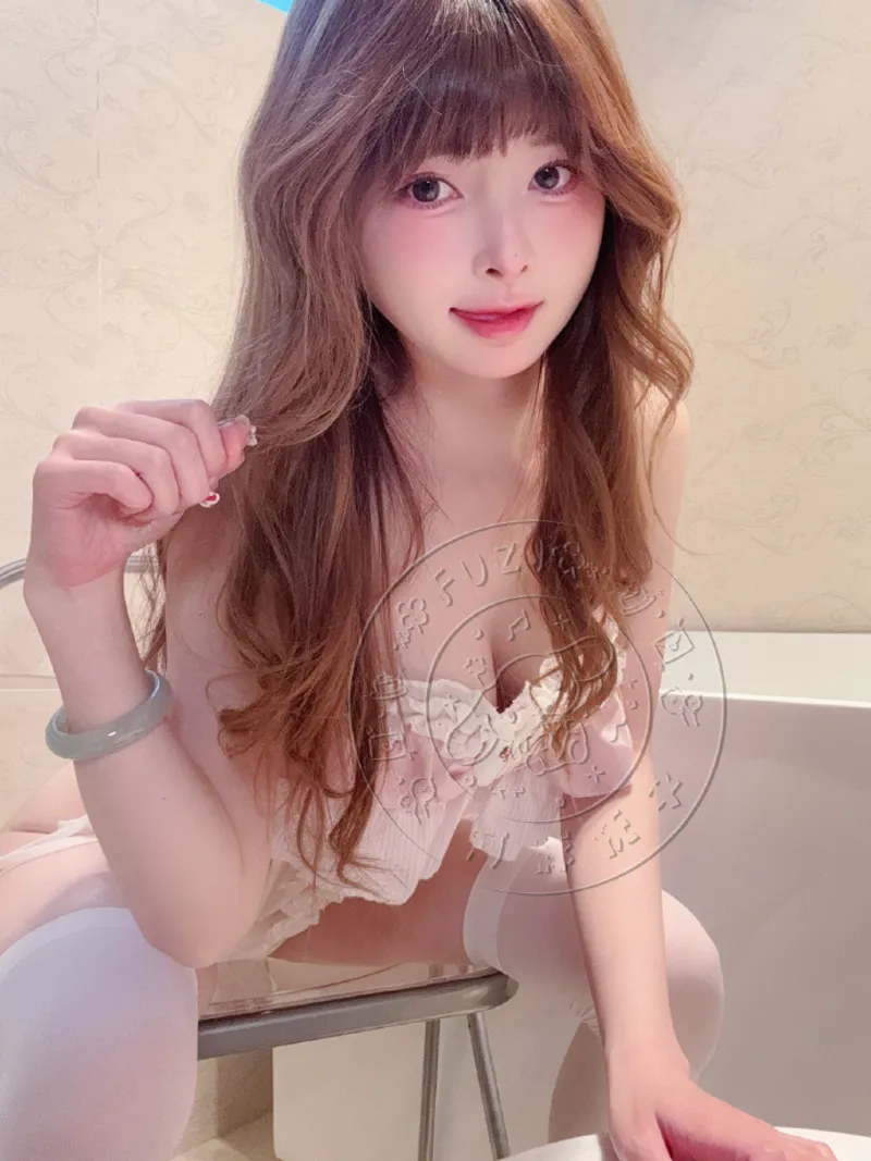 免费老师的亲密指导漫画是什么意思？同名游戏电脑下载 截图2