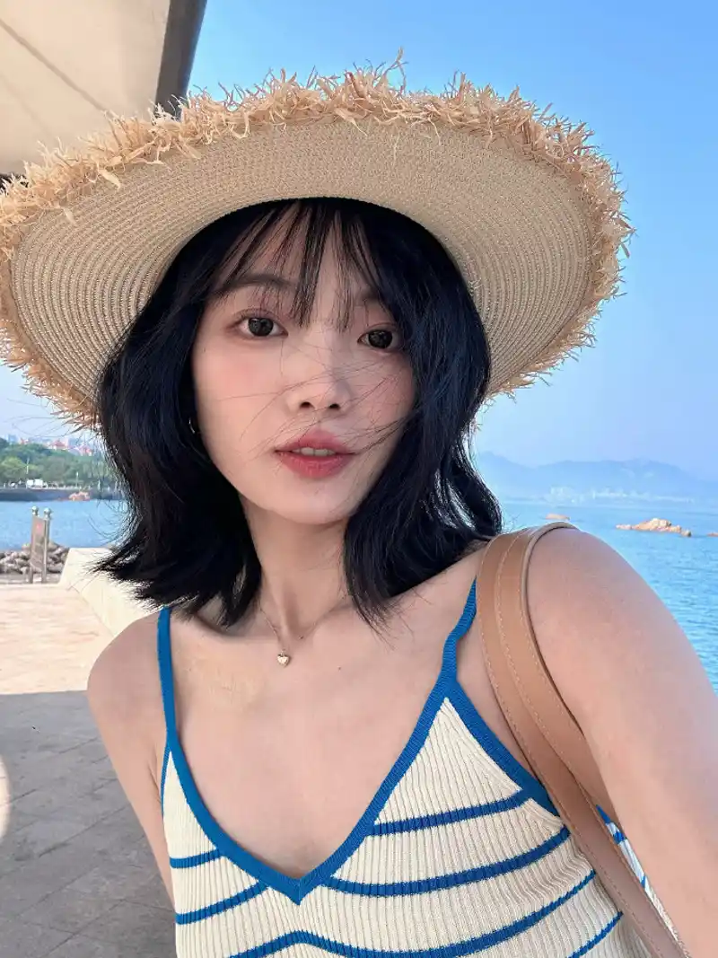 免费QQ二维码叫小妹QQ号游戏下载电脑版 截图1