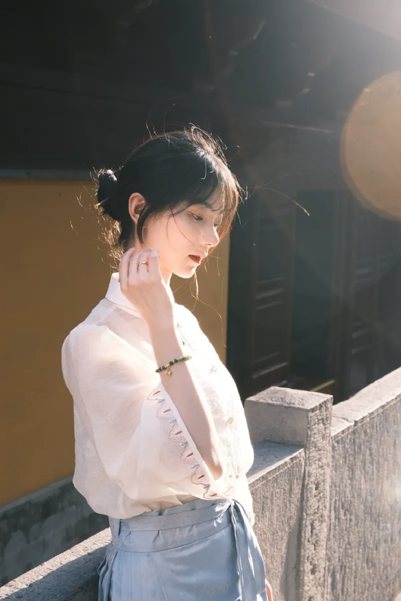 免费西方艺术人体人像摄影图集赏析怎么玩？满级破解教程 截图2
