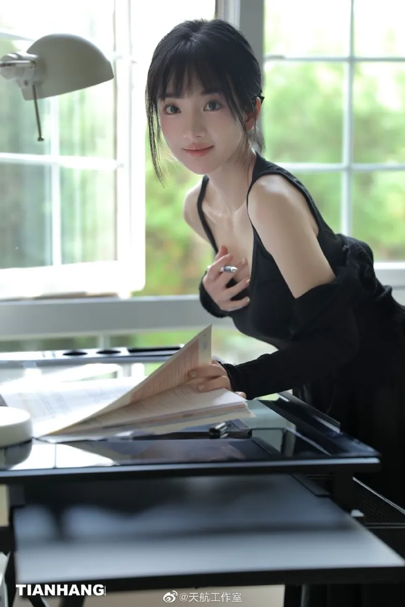 孕肚藏不住：冷王心尖宠免费观看怎么玩？免费安装教程 截图1