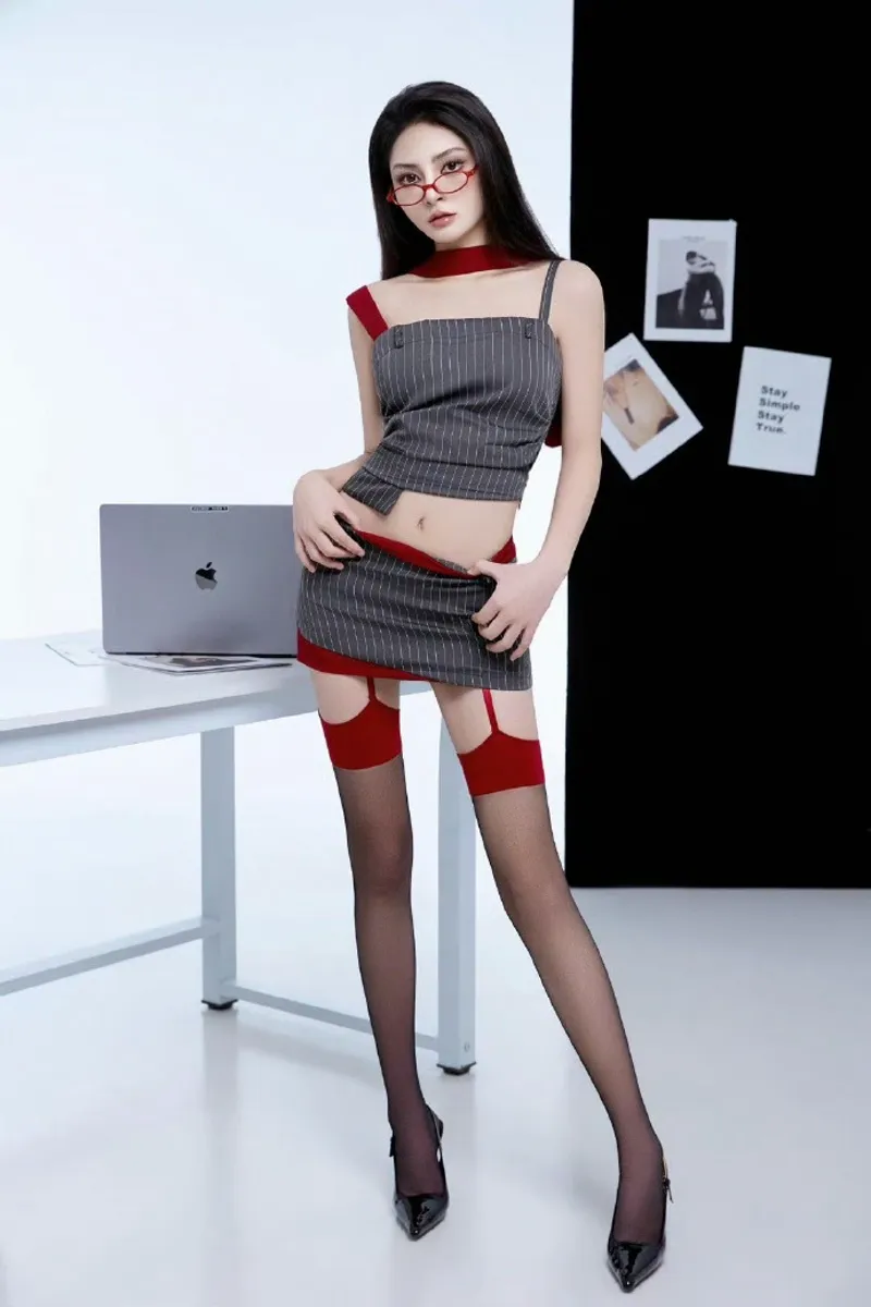 美女隐私泄露怎么办？风险止损互动游戏最新版本介绍 截图2