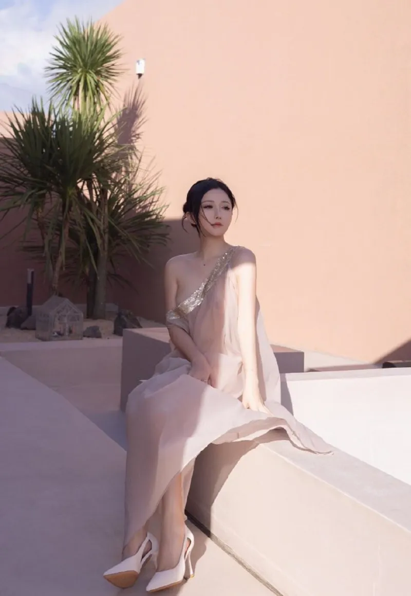 濑亚美莉 v9.53 游戏下载怎么玩？无限金币教程