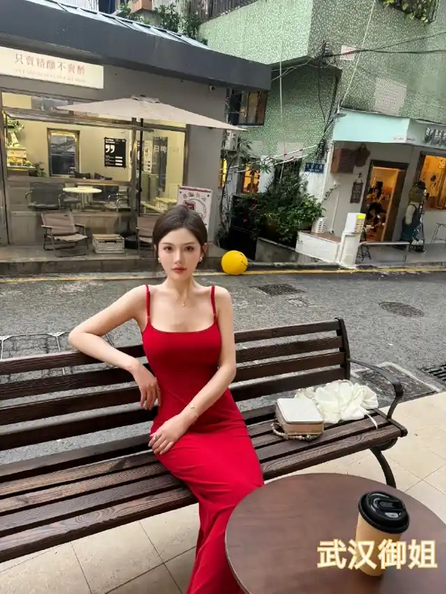 美女聊天免费软件不收钱是真的吗？聊聊免费无敌版下载
