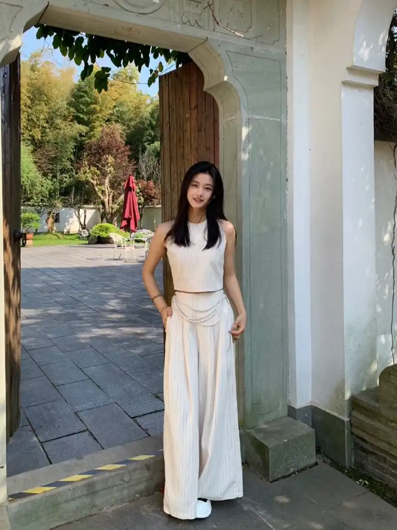 正版男人的香蕉插入女人的桃子恰当吗?游戏下载