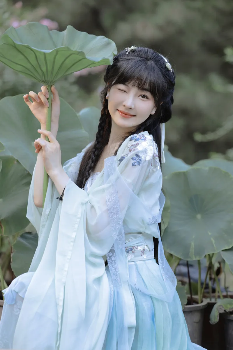 狂躁美女大BBBBBB：情绪失控日记官方正版下载