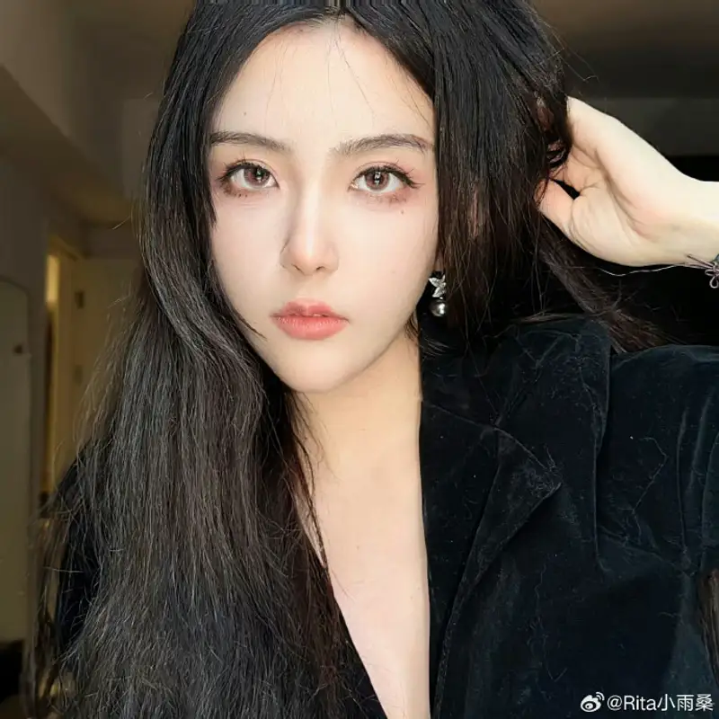 免费香蕉丝瓜草莓樱桃榴莲绿巨人关键词解析游戏内购破解